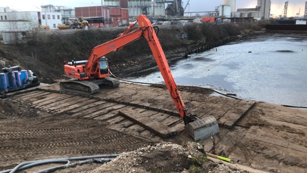 Reclamation of land in Outer Vering Canal